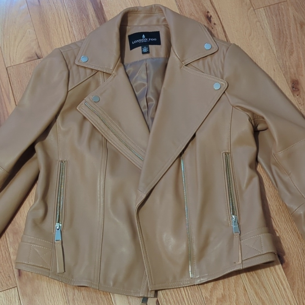Leather Jacket - Picture 7 of 7